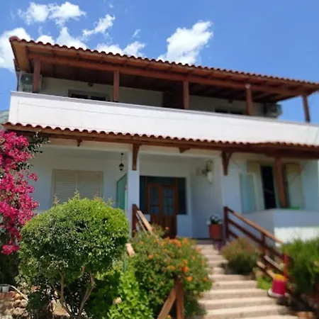 Xheko 3* Dhermi